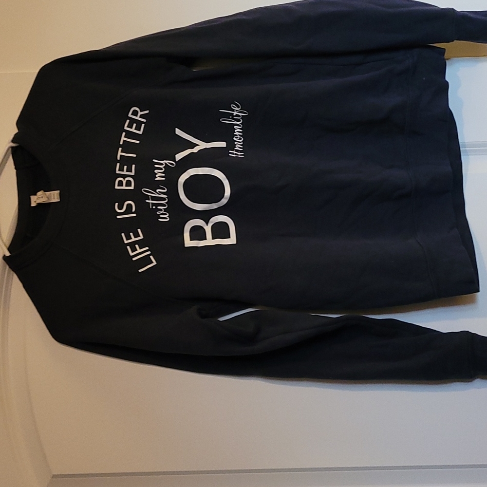 Sweatshirt